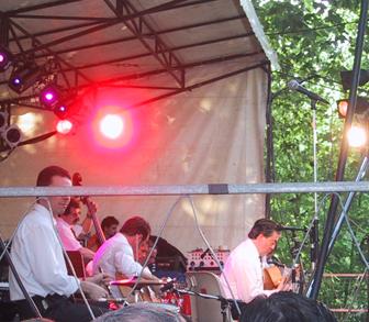 London/Samois 2002